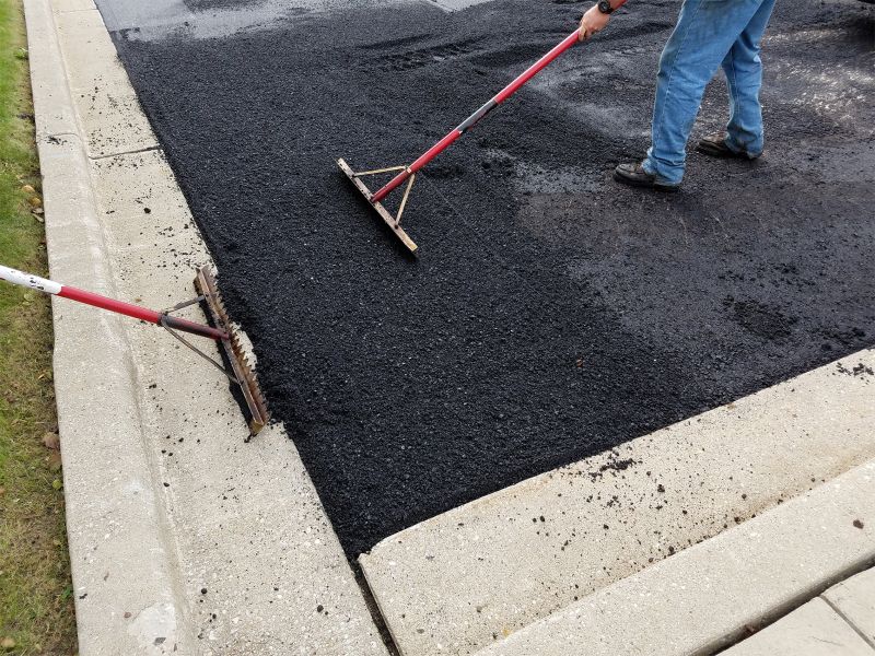 Precise Asphalt Laying