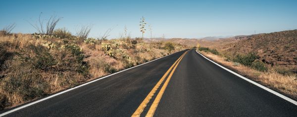 Blacktop Service in Fresno