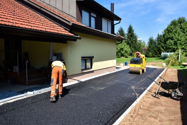 Blacktopping Service in Fresno